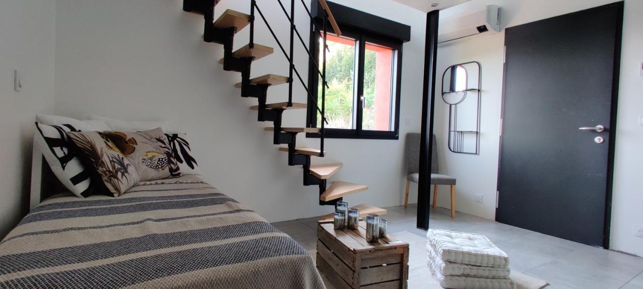 Mas Des Buscades Bed & Breakfast คาบรีส์ ภายนอก รูปภาพ