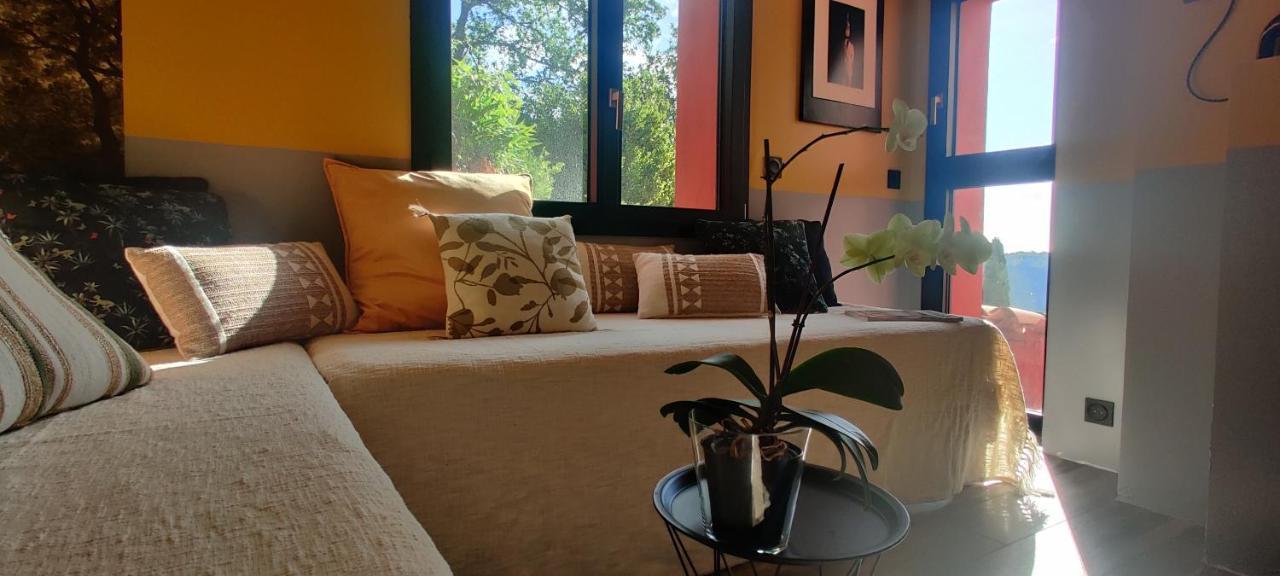 Mas Des Buscades Bed & Breakfast คาบรีส์ ภายนอก รูปภาพ